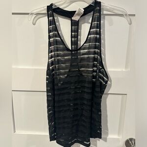 Brooks mesh running top